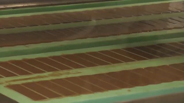 Работа на шоколадной фабрике Wedeł в Польше смотреть онлайн