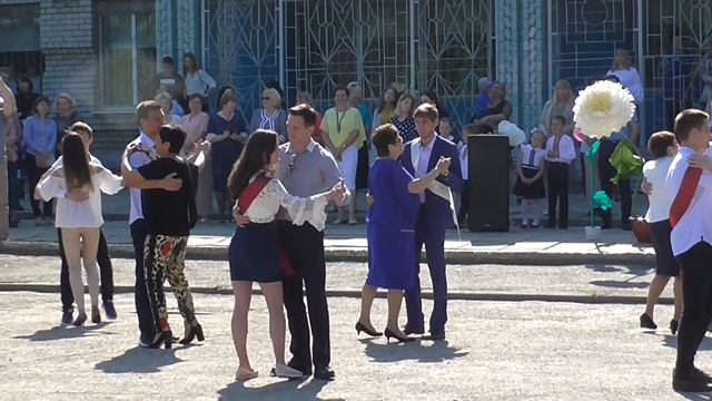 Вальс с учителями смотреть онлайн