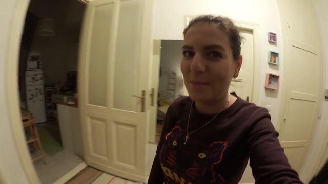 VLOG: Покупки одежды, наращиваю реснички, Отдавила хвост Кире смотреть онлайн