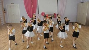 Флешмоб "Детство - это смех и радость"