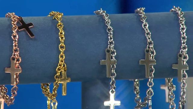 Stainless Steel Multi-Cross Charm Bracelet with Jennifer Coffey смотреть онлайн
