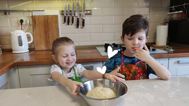 Домашний хлебушек детскими ручками смотреть онлайн