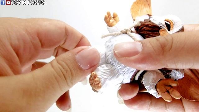 UNBOXING - NECA Gremlins Ultimate Gizmo смотреть онлайн
