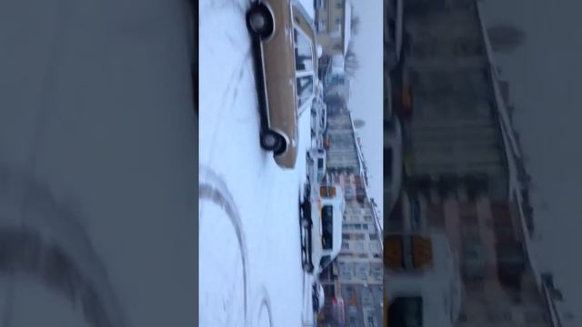 Ford 17 m karda ( Ford 17m snow) смотреть онлайн