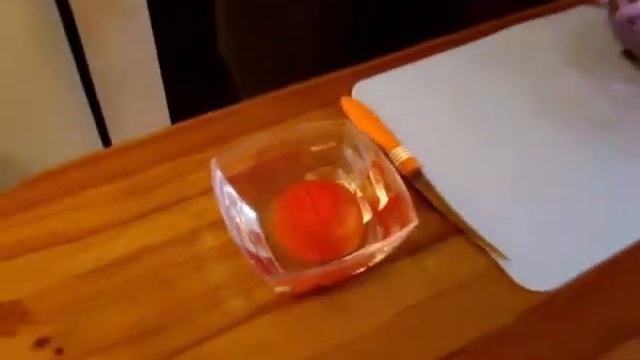 Как очистить томаты от шкурки? смотреть онлайн