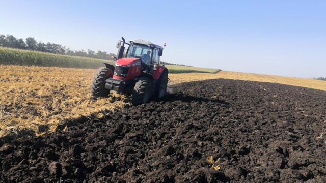 6 корпусной оборотный плуг #unlu в паре с трактором #masseyferguson 7722 (220лс)