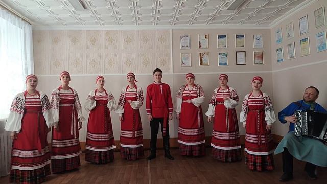 "Под окном Маша сидела" плясовая песня с. Бергуль Куйбышевского района Новосибирской области смотреть онлайн