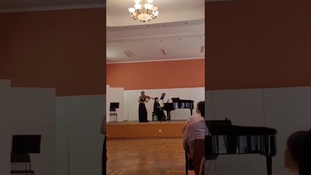 Редька Мария Гузенко Тамара Эдвард Григ, соната для скрипки и фортепиано, c moll, op 45, 2 часть смотреть онлайн