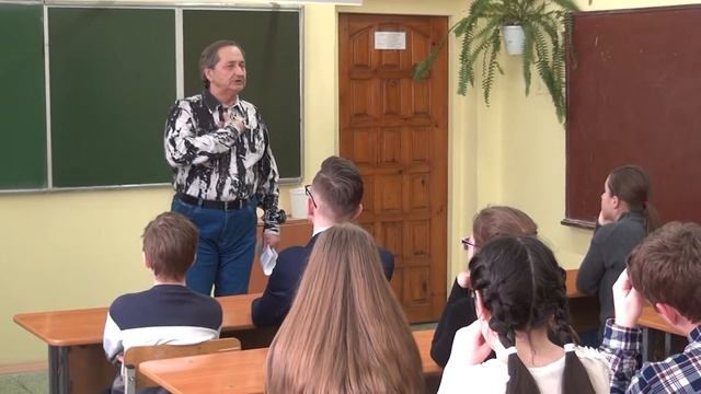 ИДН Азы литературного творчества для школьников МОУ СШ №1 25.02.19 смотреть онлайн