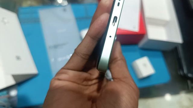 Redmi 13C Unboxing 8/256GB .. Under ₹9000 big budget smartphone смотреть онлайн