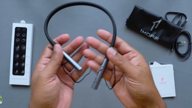 1MORE Dual Driver ANC Wireless Neck Band Earphones Unboxing in Telugu смотреть онлайн
