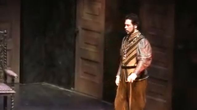 Ben Wager as Enrico VIII in Anna Bolena смотреть онлайн