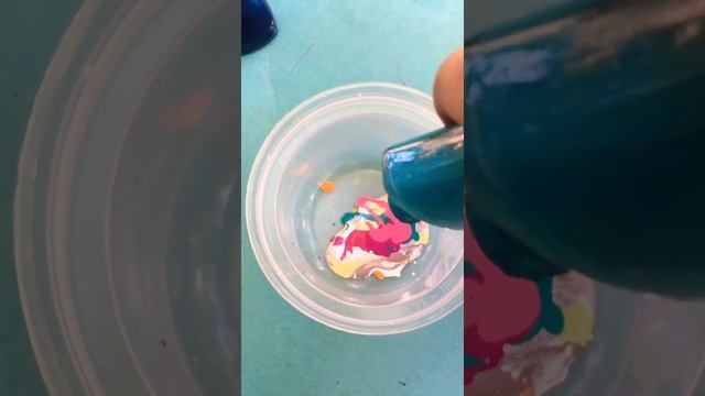 Что получится, Если СмЕшАтЬ МногО Лаков для НогтеЙ? | Какой Цвет? | ЭКСПЕРИМЕНТ смотреть онлайн