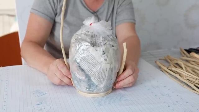 ПОСМОТРИТЕ КАКУЮ СТИЛЬНУЮ ВЕЩЬ Я СДЕЛАЛА ИЗ КУЧИ ВЕТОК ? смотреть онлайн