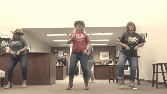 Git Up Dance Challenge: Blame My Roots Style смотреть онлайн