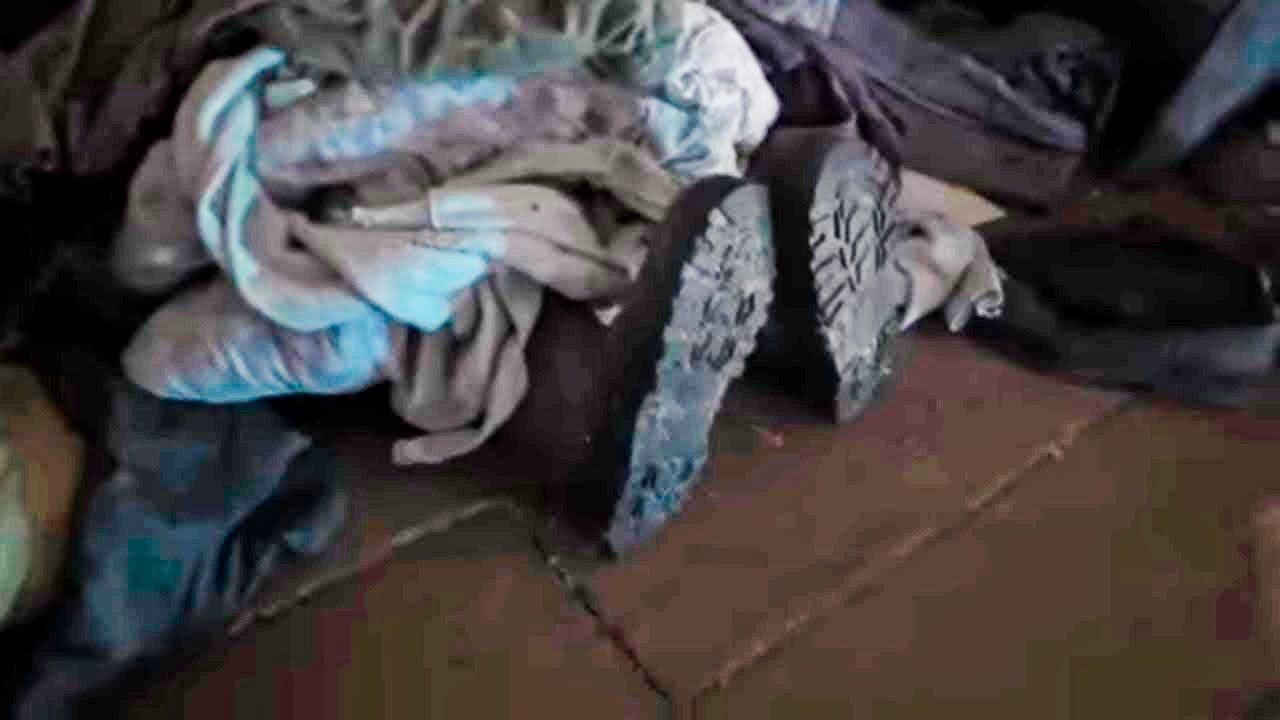 ПРИЗРАК СТАРИКА В ЗАБРОШЕННОМ ДОМЕ смотреть онлайн