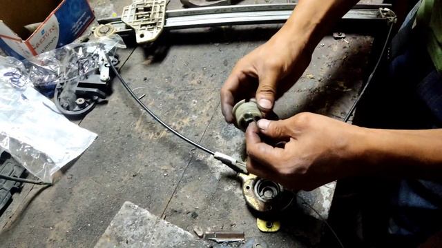Aprende cómo cambiar cable de maquina alzavidrio смотреть онлайн
