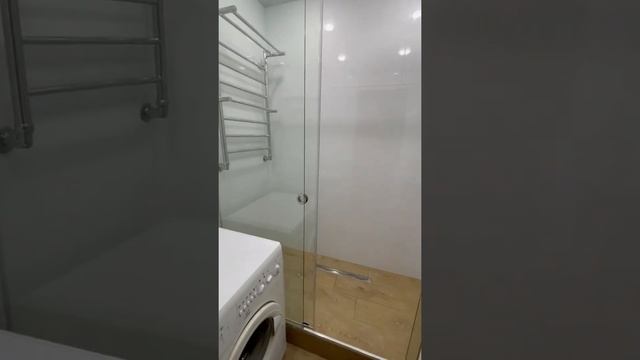 Ванная комната с душевым поддоном строительного исполнения смотреть онлайн