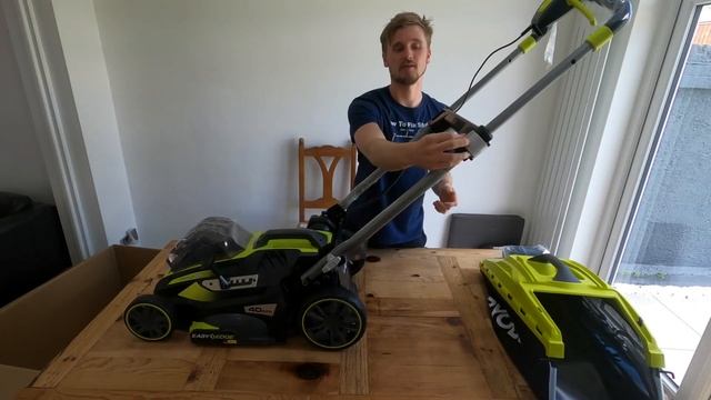 Ryobi Cordless 36v Lawn Mower & Grass Trimmer Review - Part 1 - Unboxing & Assembly смотреть онлайн