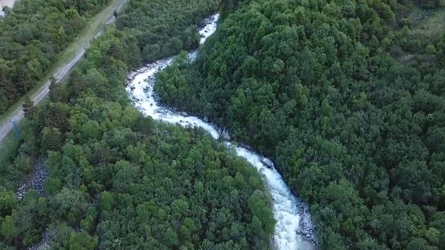 Леса, река и горы? смотреть онлайн