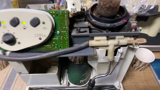 Сколько грамм кофе намалывает кофемашина Саеко с вертикальной кофемолкой? смотреть онлайн