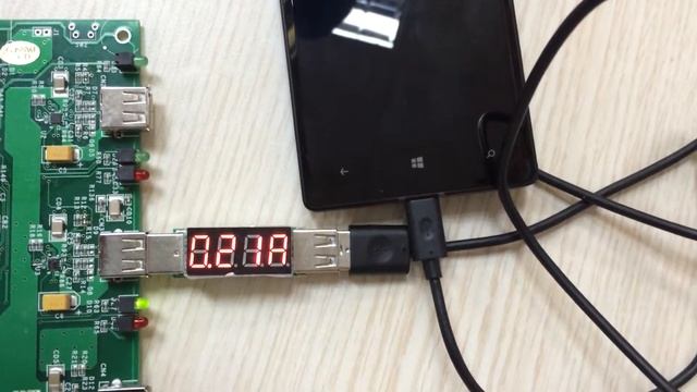 D42S06 USB Charger смотреть онлайн