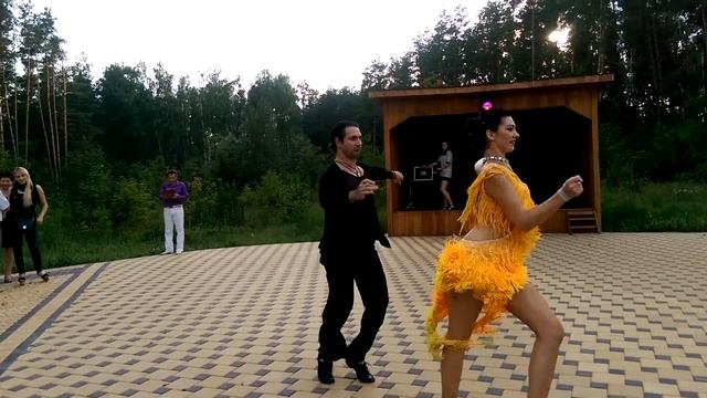 ча ча ча Денис Дунаев и Рубанова Юля Ресторан иверия 2015 LatinDance2015 смотреть онлайн