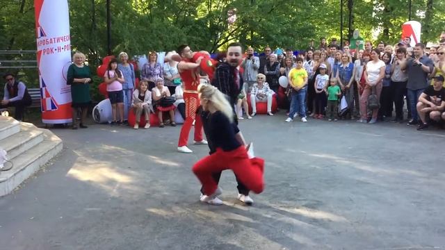 Уроки в парках | Батл: рок-н-ролл vs. буги-вуги | 2 июня 2018 смотреть онлайн