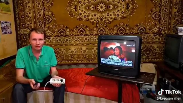 Прикол с электрошокером. смотреть онлайн