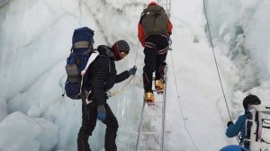 Everest 2022: Khumbu Icefall Climbing (Base Camp to Summit)