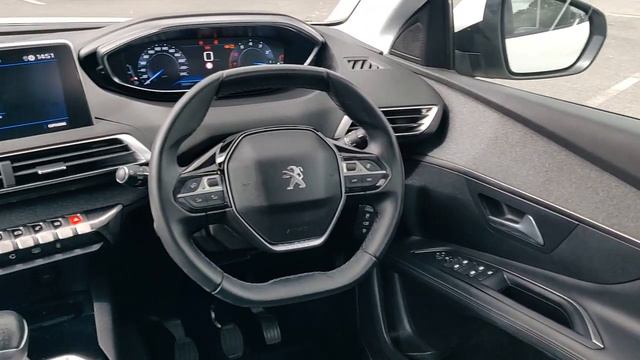 201KE2207 - 2020 Peugeot 3008 1.2 PureTech 130bhp Allure 31,950 смотреть онлайн
