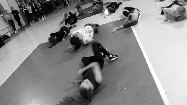 АЛИСА ДОЦЕНКО /МАСТЕР КЛАССЫ VOGUE \ JUZZ FUNK \ DANCEHALL NAKHODKA @GARAEVRUSLANРуслан Гарае смотреть онлайн