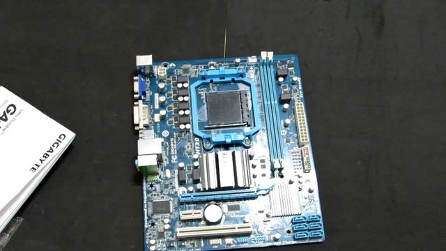 Unboxing Gigabyte 78LMT-S2P смотреть онлайн