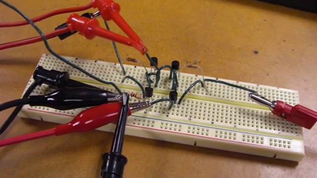 Push Pull Output Circuit смотреть онлайн