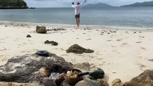 Остался ЖИТЬ на НЕОБИТАЕМОМ ОСТРОВЕ. ВЫЖИВАНИЕ 24 ЧАСА [День 10] смотреть онлайн