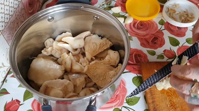 Маслята. Грузди холодного посола. смотреть онлайн