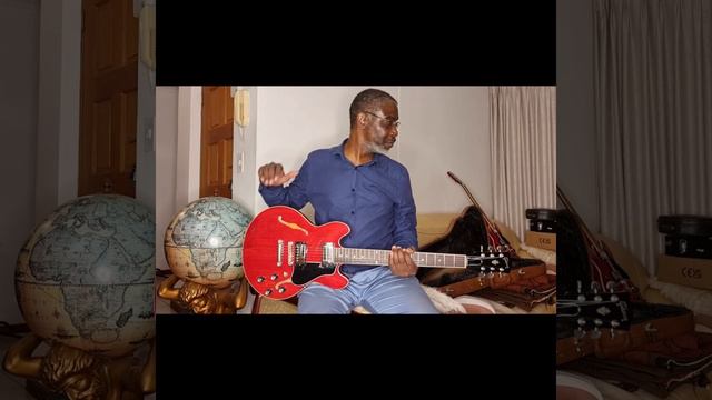 Unboxing Gibson ES 339 Guitar In Figured Cherry Red! #beautifulguitars #guitargiveaway #gibsones339 смотреть онлайн
