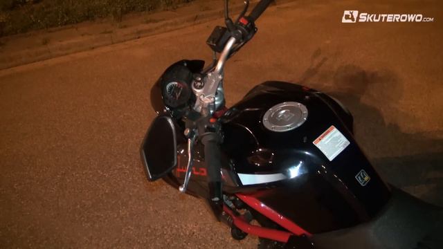 Junak NK650: Nocne Kulanie po Warszawie. Blog Skuterowo.com смотреть онлайн