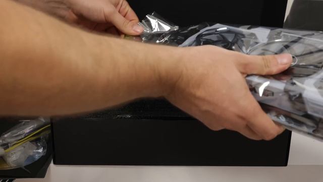 New Build Series Episode 1 - KFA2 GTX980 Ti HOF 6GB GDDR5 Unboxing смотреть онлайн