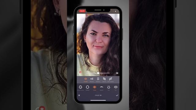 Обработка портрета в телефоне . Ретушь круче чем в фотошопе. В один клик .Пластика ,фон, макияж. смотреть онлайн