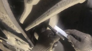 Dodge. Caravan. Замена рулевой рейки.