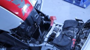 BMW R1200GS  How to Replace Battery - With basic tools