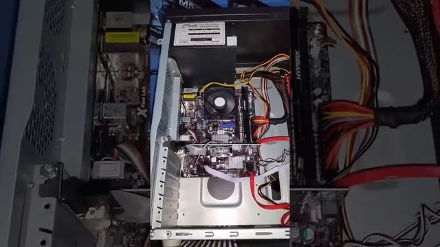 TORRE AMD FX 6300-ASROCK 960GM-VGS3-GIGABYTE RADEON R5 230- CHASIS THERMALTAKE V2 PLUS смотреть онлайн
