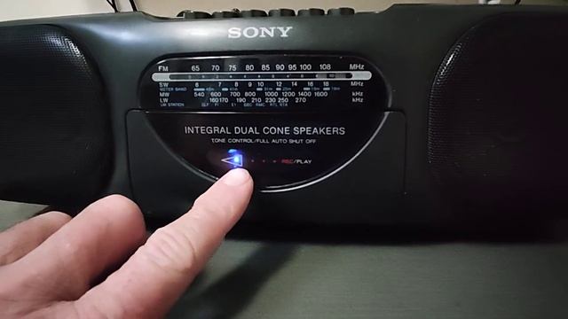 SONY CFS-B11L Bluetooth. смотреть онлайн