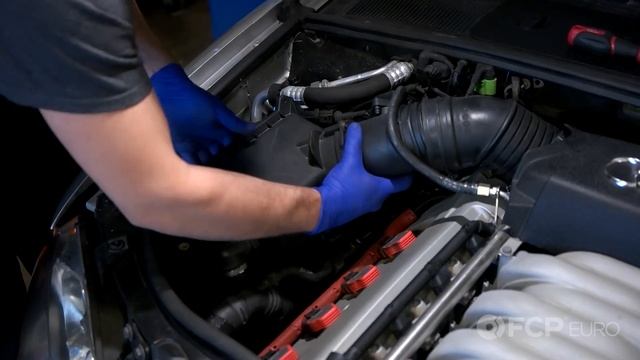 Audi Air Filter Replacement - Restore Engine Efficiency (B6, B7, S4, RS4) смотреть онлайн