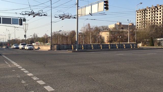 Алматы. Перекресток Абая - Саина смотреть онлайн