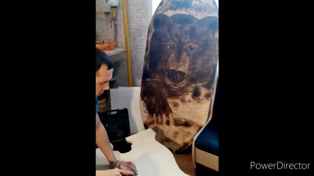 стол из дерева #своими руками #рисунок #выжигателем #карвинг арт #столешница #медведь #выжигателем смотреть онлайн