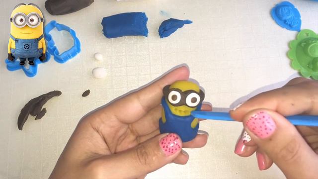 минион стюарт из пластилина.учимся делать миниона из пластилина/как сделать/своими руками смотреть онлайн