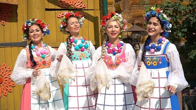 Russian Folk Song- театр русской песни "Ворожея" смотреть онлайн