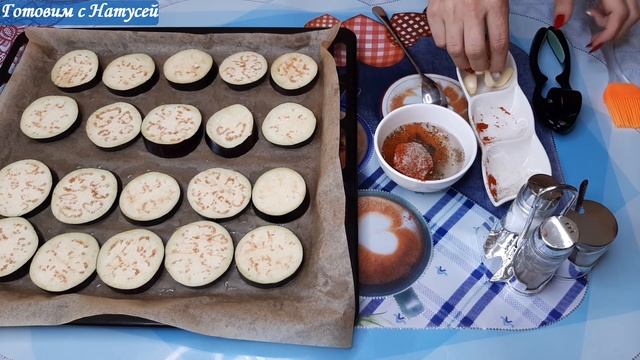 Баклажаны в духовке. С помидорами и сыром и чесноком! Вкусные баклажаны в духовке!!! смотреть онлайн